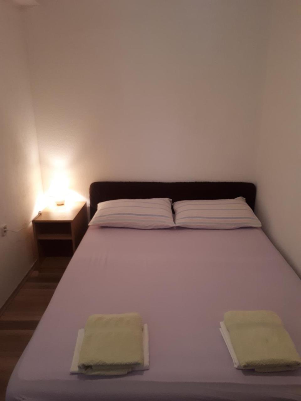 קאבטאט Apartman Miro מראה חיצוני תמונה